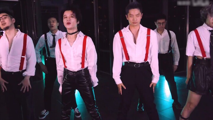 รอคอย Girl's Day หนุ่มๆ จัดฟันสุดเซ็กซี่ ผู้ชายแท้ๆ เห็นแล้วงง คณะเต้นรำ SOS เต้นในชุดสูท