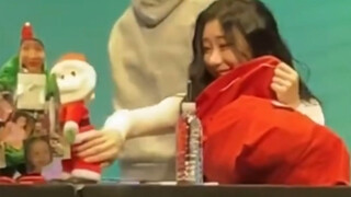 【لي تسايلينغ】 سانتا كلوز على الحافة ونجمة أنثى ذات طابع كونفوشيوسي