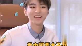 ما مدى جدية الشباب في حب الوطن؟ لكي لا يخجلوا أمام وطنهم، قرروا تغيير لغتهم الأم مباشرةً!