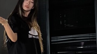 《Is this bad b****** number?》Pu Pu choreography analysis is here~ You can save it and watch it slowl