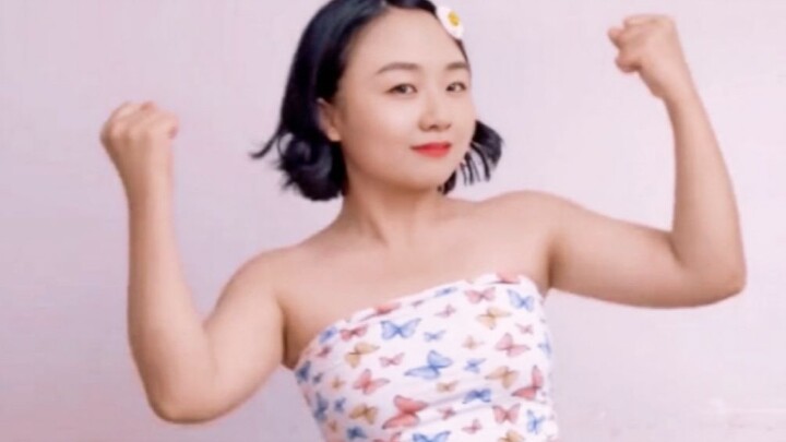 ฉันคือเหยี่ยวสงคราม วันนี้เป็นสาวแซ่บ! 【เหยี่ยวตาเผ็ด】