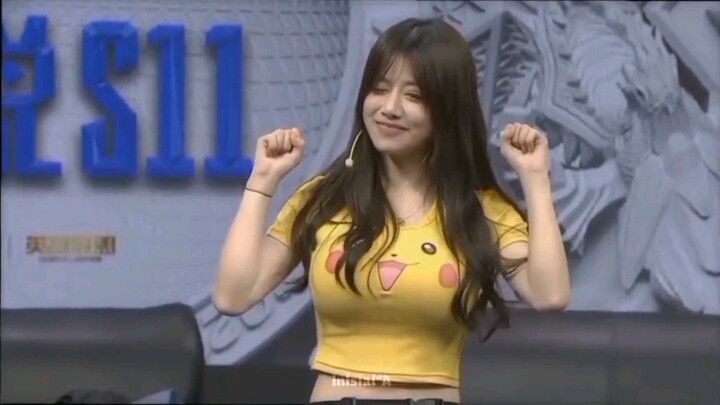 bisa goyang gitu yaa🙈😭🤣🥵🥵