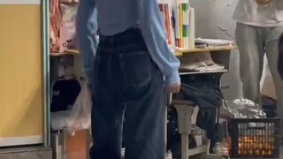 谁家元旦晚会上有这么优秀的女生