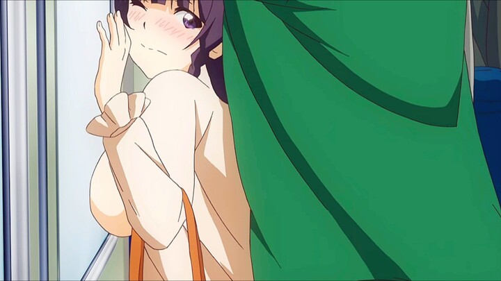 Kasian Ceweknya Kejepit di Pintu Kereta 🤣