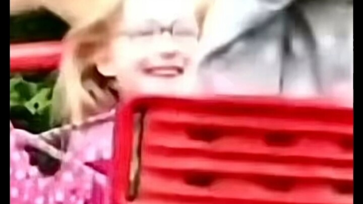 Mèo Siêu Anh Hùng, anh hùng hạ cánh 😼