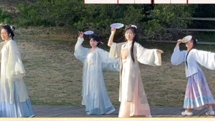 [Hồng Mã] Thật tuyệt khi được mặc Hán phục và nhảy múa ở các trường đại học nước ngoài!