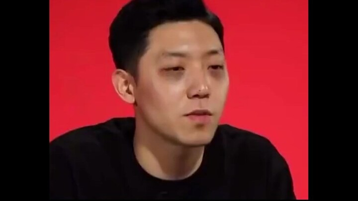 Kenapa agen Ci juga kocak banget? Aku bakal ketawa ngakak lihat tarik-menarik ekstrem antara Ci dan 