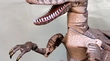 Heroes Without Regrets MP41 Dinosaur Warrior (I even broke the gears of the shoulder joints to shoot