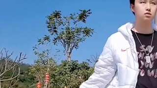 Bagaimana Anda memainkan DCD?