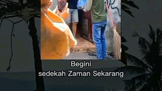 Sedekah sekarang cuma buat diviral in😥😭