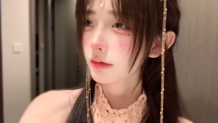 “ทั้งชีวิตและฉันจะดูแลเธอให้ดี อย่าลืมยิ้มนะ”