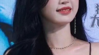 yxh黑图vs普女之首，你站哪方…