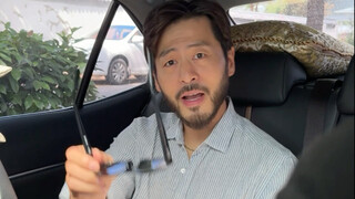 Ketika kamu pergi naik taksi dengan janggut lebat