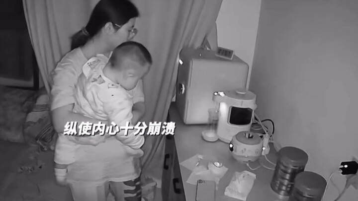 “Sayang, maafkan Mama… Mama sayang kamu…”