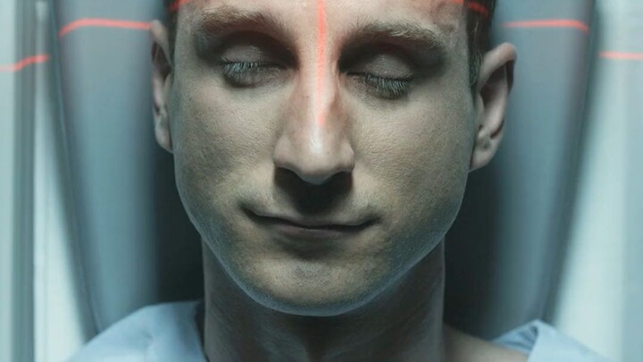 Chỉ vì không thể dùng đũa gắp thức ăn, người đàn ông trước mặt cô ấy bỗng nhận được giấy báo bệnh nặ