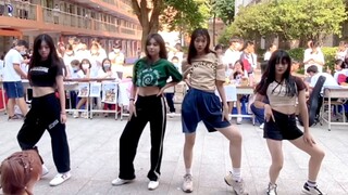 Việc tuyển người biểu diễn mới cho một câu lạc bộ hip-hop mới được lên lịch hai lần có tác dụng gì?