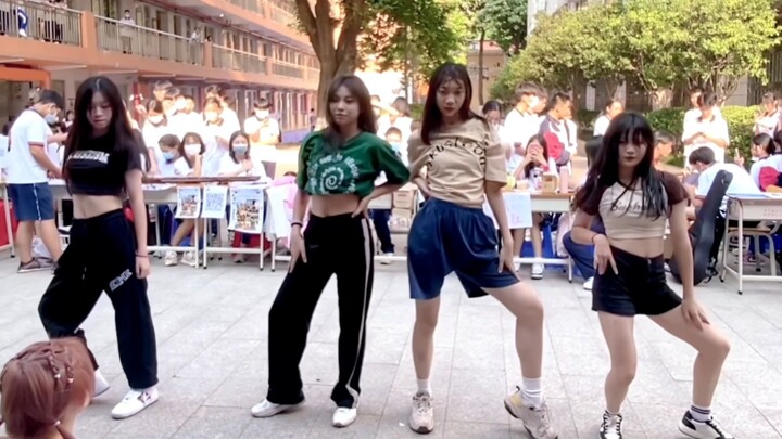 What is the effect of the street dance club recruiting performance after only two rehearsals?