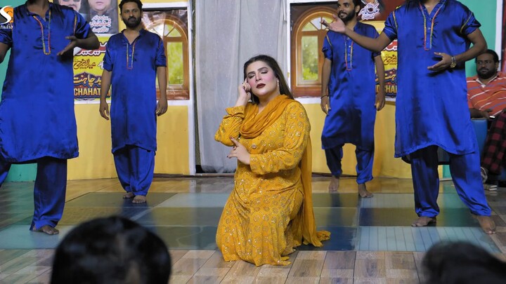 Akho Sakhiyo _ Chahat Baloch Dance Performance _ Marian Theathre Sahiwal _