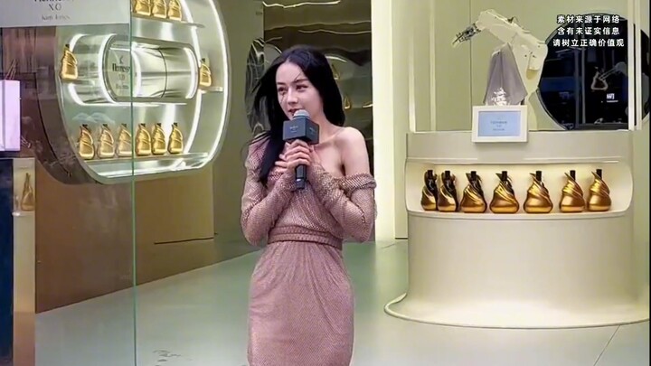 When it comes to true talent, capital is no match. Lisa dares not refuse, while Liu Yifei remains di