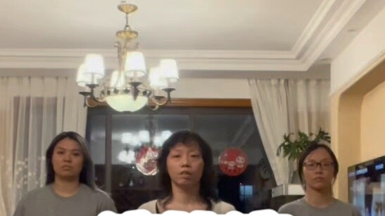 ติ๊ก-ติ๊ก เพลงนี้เหมือนถูกเปิดอยู่เต็มถนนสมัยเด็กๆ เลย~