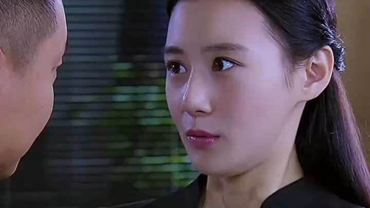 Thư ký và sếp say xỉn, đã làm chuyện vượt quá giới hạn.