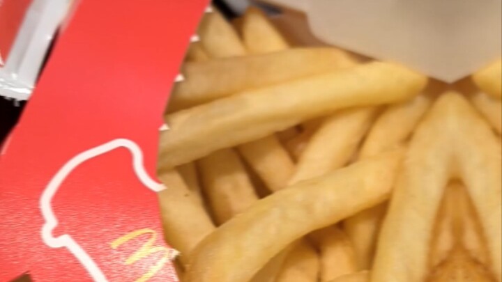 ماكدونالدز لا يُضاهى!