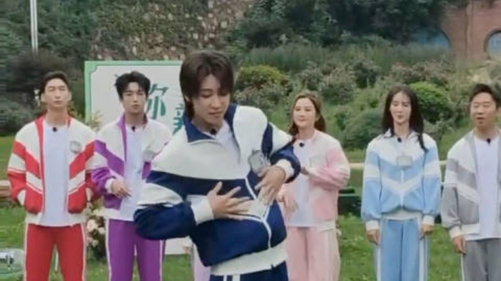 【SEVENTEEN】Xu Minghao danced the dance collection of "HOT+Music God+maestro" in Qinghuan