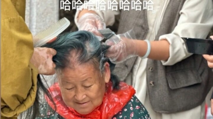 Our grandma: Either we explode in silence, or we perish in silence.