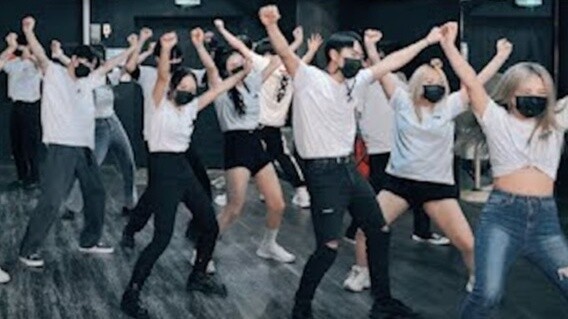 [World First] Dancers randomly dance at 2x speed, is this possible? ! ! So cool! | 4X4 STUDIO