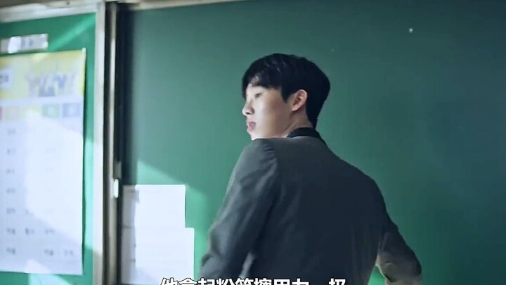 Siswi sengaja berpakaian acak-acakan untuk memfitnah guru, namun tak disangka sang guru justru lebih