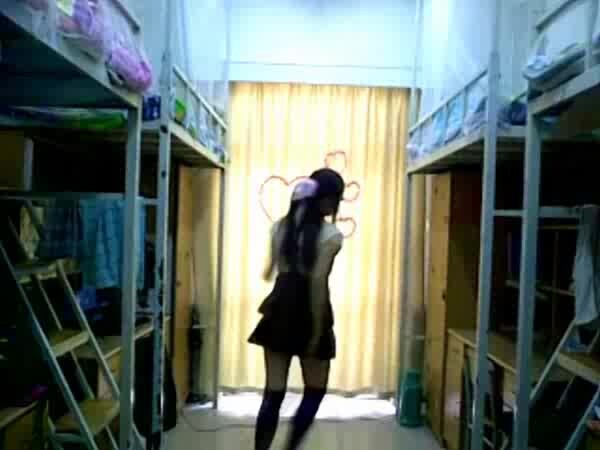 【av10070】هل هذا رجل...؟