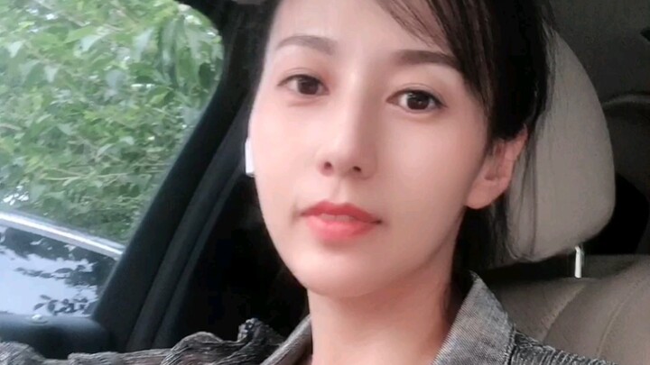 Sinh nhật không ai tặng quà, đành tự tặng mình vậy thôi