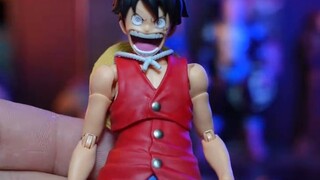 Bộ phụ kiện SHF Luffy vô dụng trước khi tôi mua nó, nhưng sau khi mua nó, tôi cảm thấy mình phải mua
