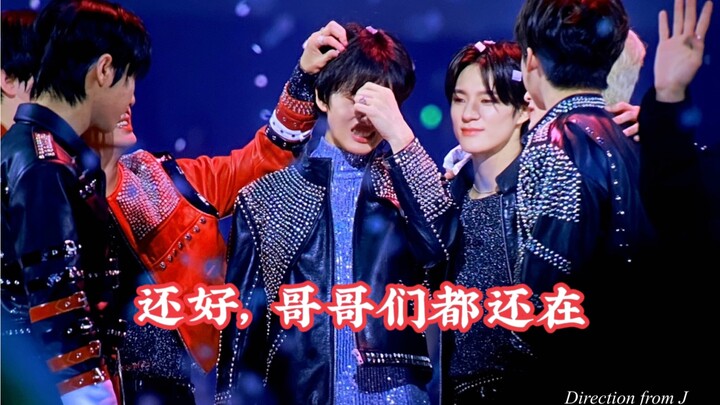 Vì các anh trai yêu thương cậu ấy đủ nhiều, nên em út cũng biết yêu thương người khác. “Em út On Top
