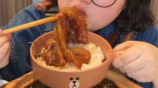 Cheesy Pork Ribs, Braised Beef Tendons in Sauce