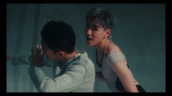 อย่ามาเล่นกับไฟ