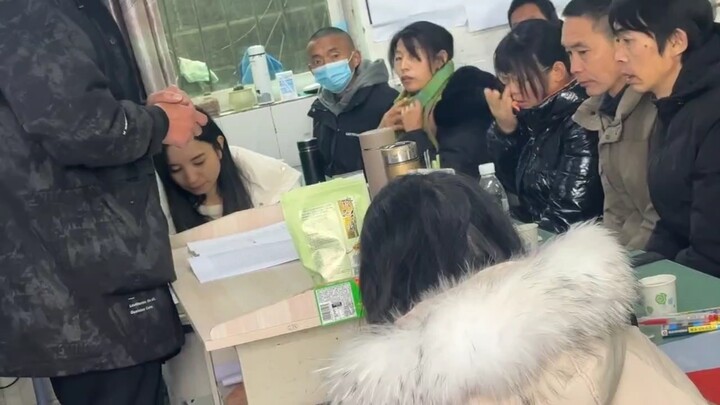 أمي، أنتِ تعرفين كم هذا محرج هههه