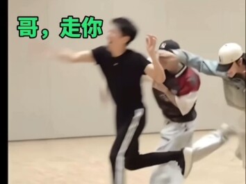 يا شباب، أنتم مسليون جدًا هههههه #Seventeen.