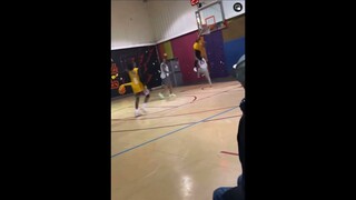 High school basketball player has insane lob finish