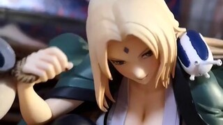 Uống Tsunade đẹp quá, không chê vào đâu được