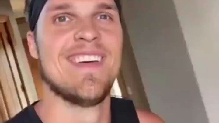 How to Make Someone Who’s Mad at You Laugh