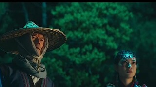 这份扭曲的爱太可怕了 为了能让将死的母亲留在身边 竟把她变成巨蟒 还喂活人给它吃！