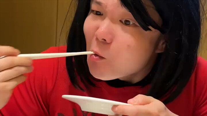 ฉันชอบกินเหอตี้เหลาที่สุดเลย!