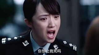 缉毒警抓毒贩时候，竟然抓到自己女儿，触犯法律 自己女儿也一视同仁