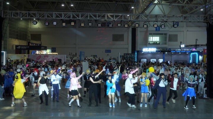 Saya dengar Anda juga suka World Project? <Dimensi Super Selected House Dance Random Dance 7.0><Manc
