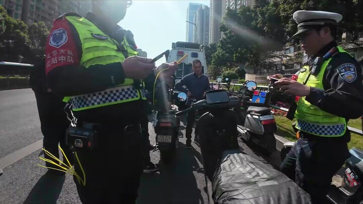 Shenzhen traffic police are cracking down on electric bikes—bro, you’d better go get your driver’s l