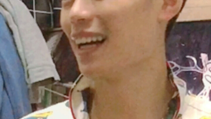 Rescue the room owner! Do you have a roommate like this role model?