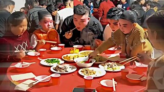 这就是中国餐桌的礼仪文化”This is China Table Etiquette