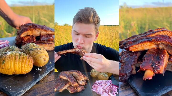 This British guy’s outdoor charcoal-grilled ribs are so mouthwatering, they’ll make you cry with cra