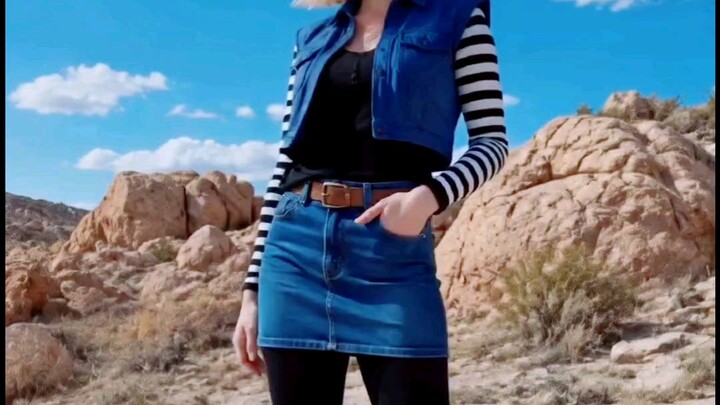 DBZ 18 COSPLAY